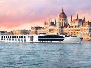 Uniworld Boutique River Cruises Boat - Accent On Travel