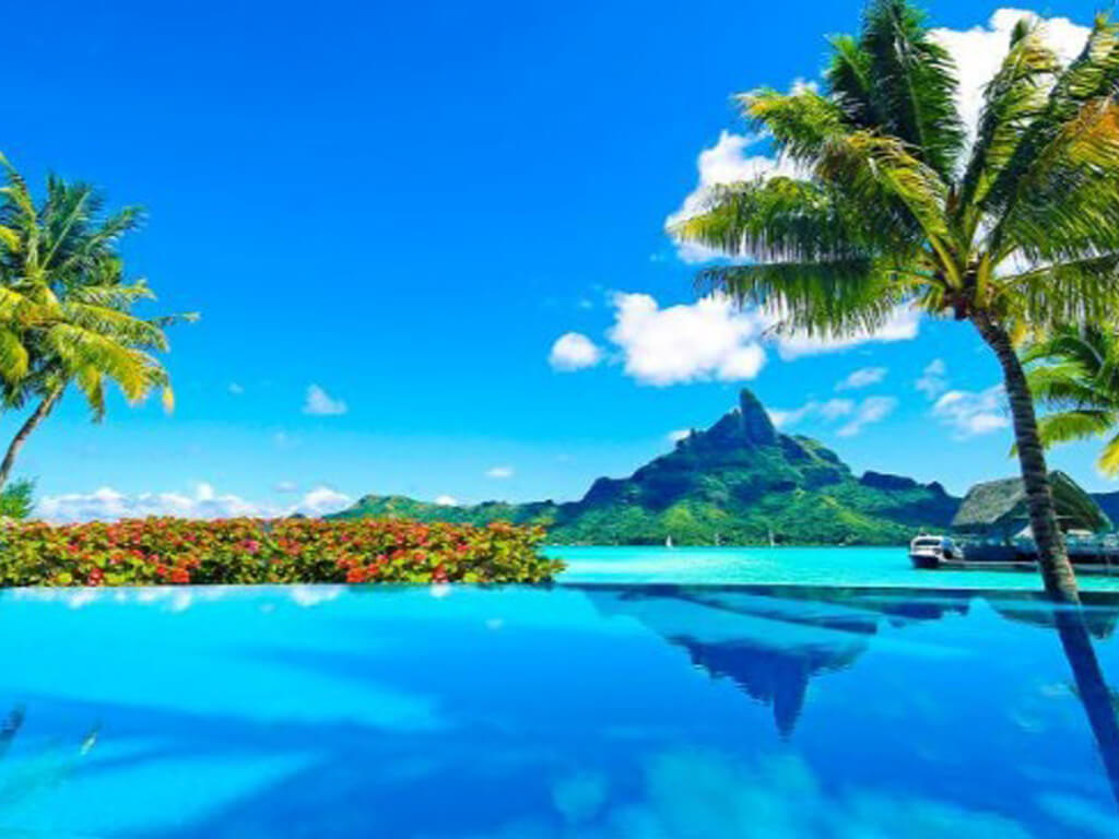 Tahiti Beach Vacation - Accent On Travel