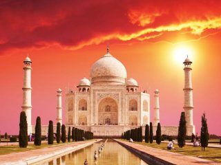 Taj Mahal - Accent On Travel